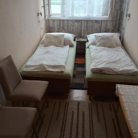Annavilla بيت للعطل Balatonmáriafürdő